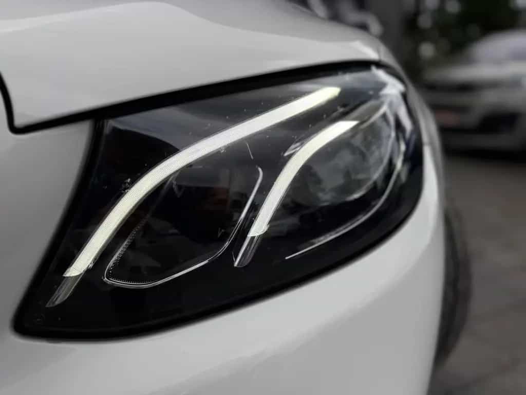Mercedes-Benz E 200 Cabrio 04/2019-photo-12
