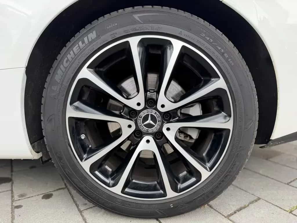 Mercedes-Benz E 200 Cabrio 04/2019-photo-13