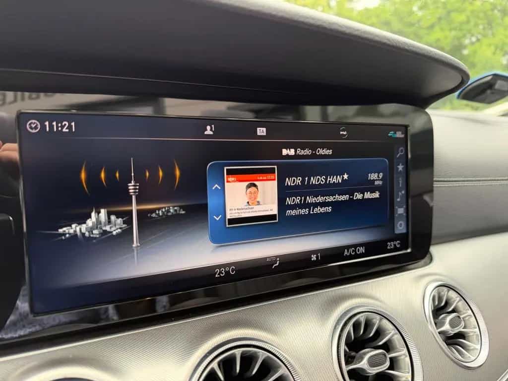 Mercedes-Benz E 200 Cabrio 04/2019-photo-25