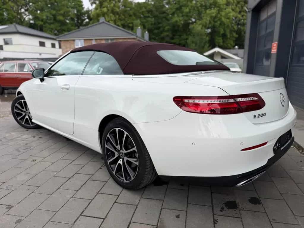 Mercedes-Benz E 200 Cabrio 04/2019-photo-3