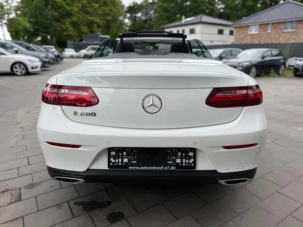 Mercedes-Benz E 200 Cabrio 04/2019-photo-9