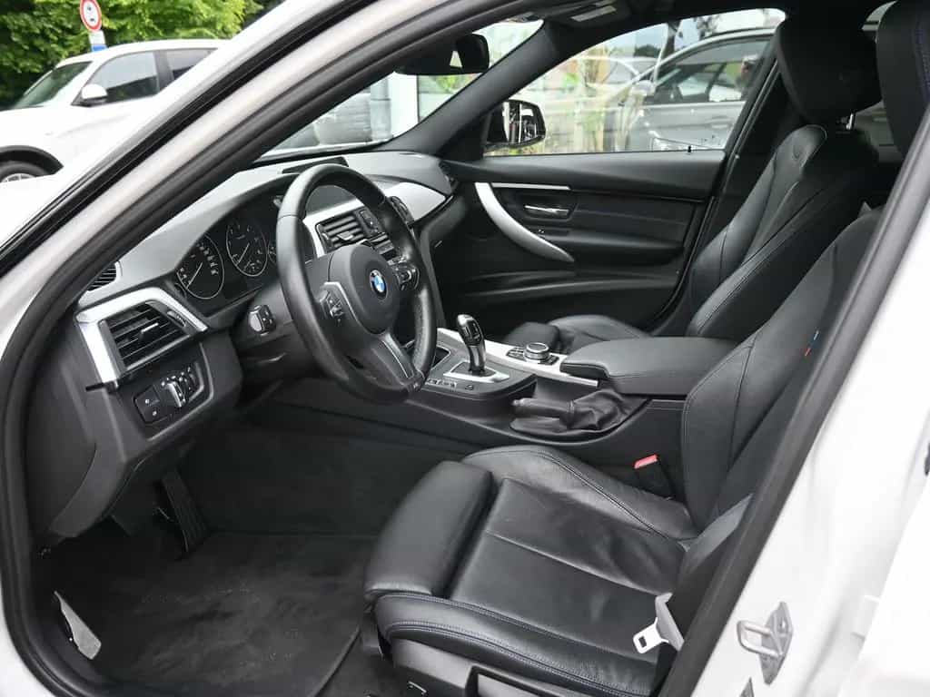 BMW 320 dAut tour*M Sport* Navi Leder LED PDC 18Alus 10/2018-photo-3