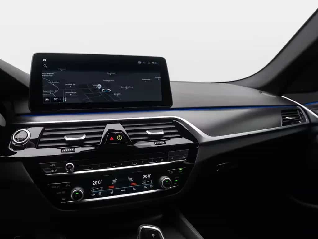 BMW 520 d xD M Sport 4xKlima DAB HiFi Komfort DispKey 02/2022-photo-21