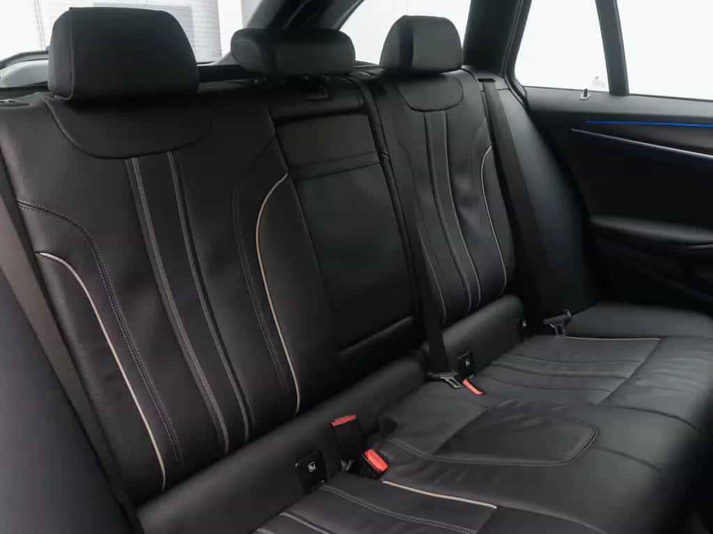 BMW 520 d xD M Sport 4xKlima DAB HiFi Komfort DispKey 02/2022-photo-29