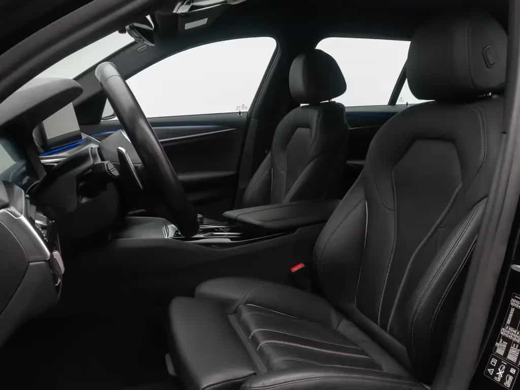 BMW 520 d xD M Sport 4xKlima DAB HiFi Komfort DispKey 02/2022-photo-34