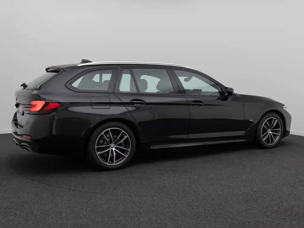 BMW 520 d xD M Sport 4xKlima DAB HiFi Komfort DispKey 02/2022-photo-5