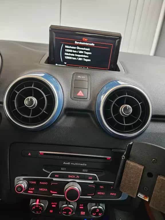 Audi A1 1.6 TDI S tronic Sportback - 02/2017-photo-2