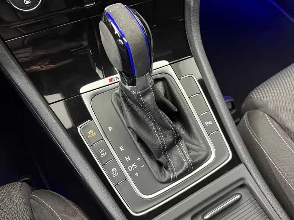 Volkswagen Golf R|4Motion|Active-Info|Akra|DYNAUDIO|DCC| 02/2019-photo-19