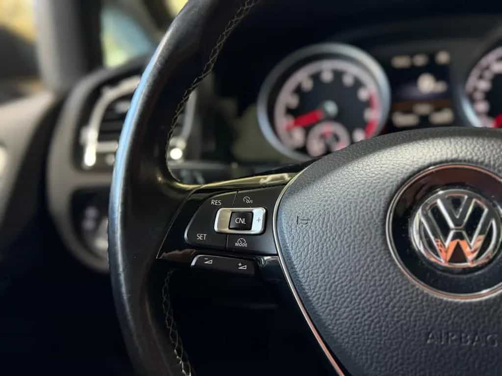 Volkswagen Golf VII Lim.|R-LINE|NAVI|XENON|DYNAUDIO|LED| 10/2014-photo-20