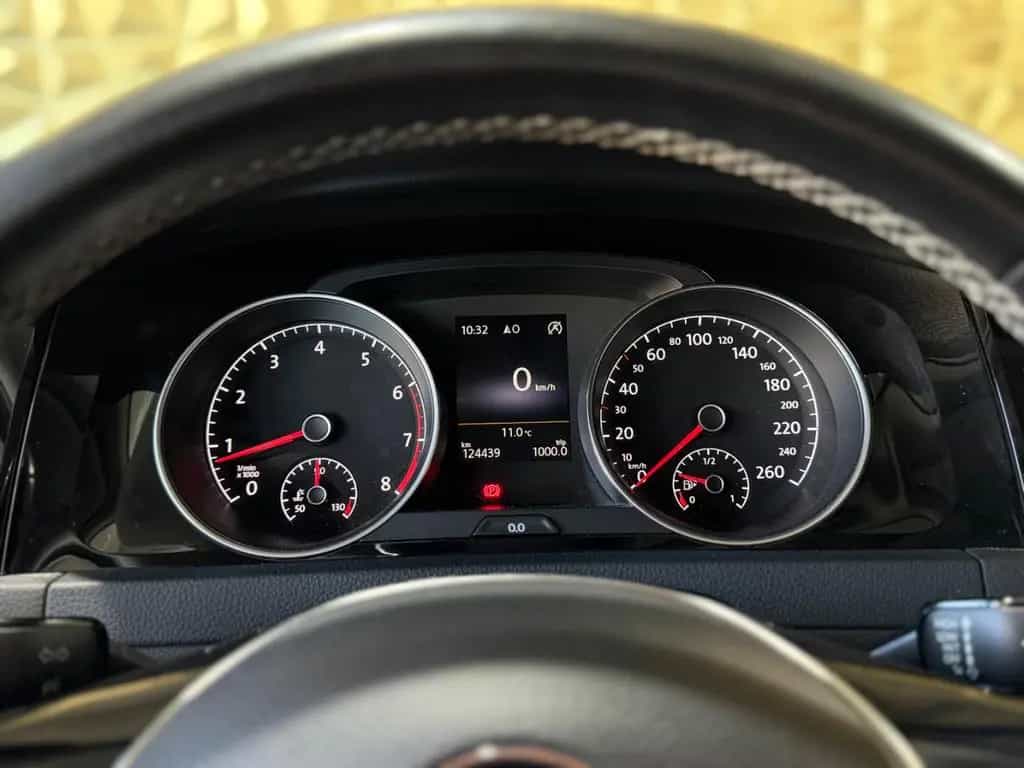 Volkswagen Golf VII Lim.|R-LINE|NAVI|XENON|DYNAUDIO|LED| 10/2014-photo-28