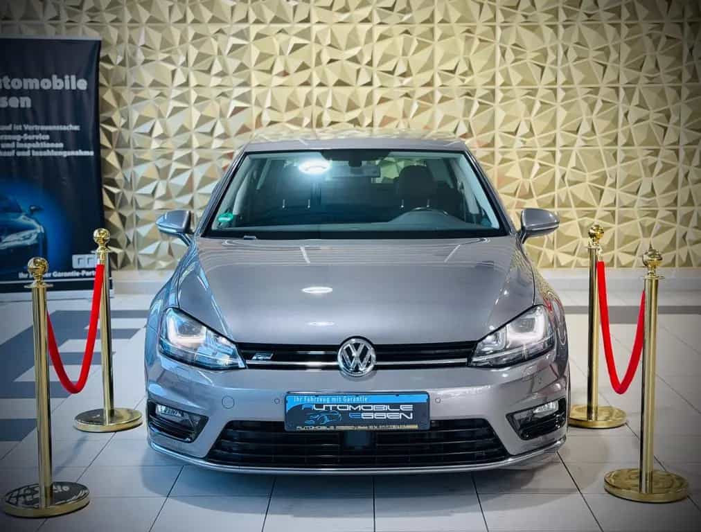 Volkswagen Golf VII Lim.|R-LINE|NAVI|XENON|DYNAUDIO|LED| 10/2014-photo-9