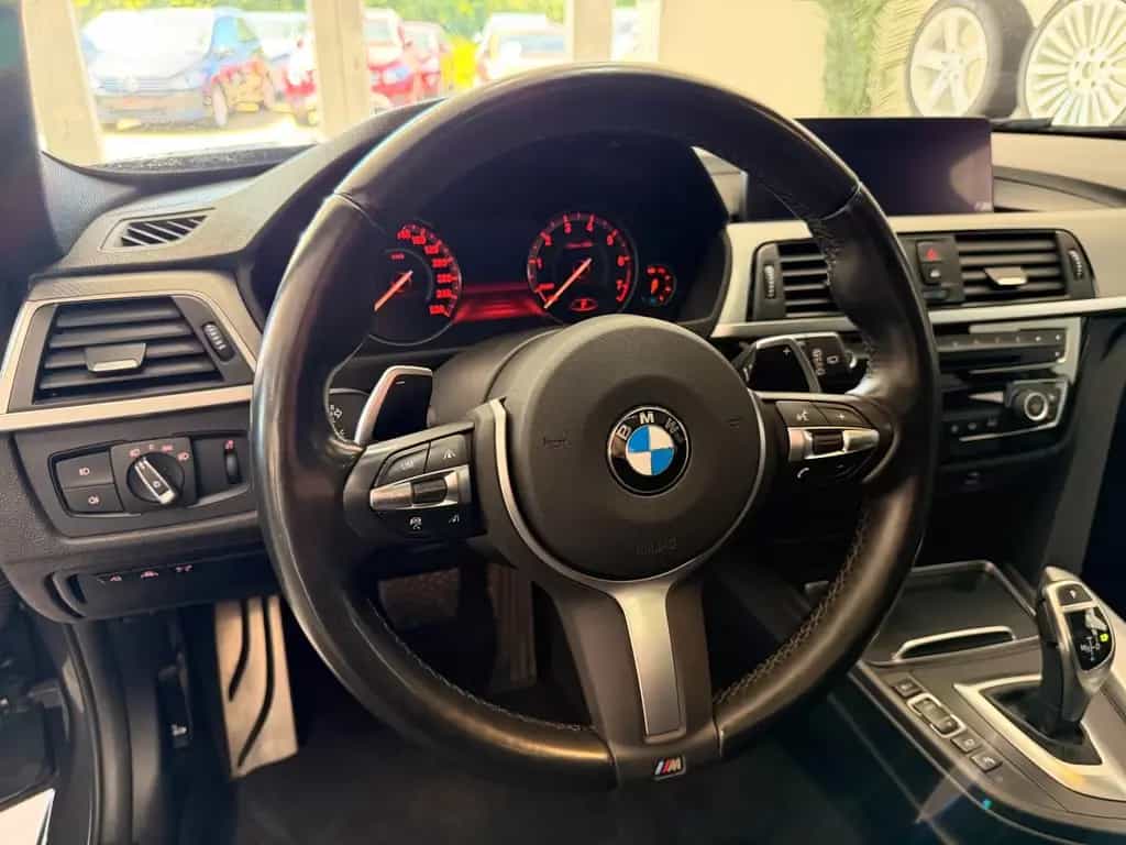 BMW 320 i xDrive M Sport*VOLL*Pano*AHK*ACC*H&K*1.Hand 11/2018-photo-11