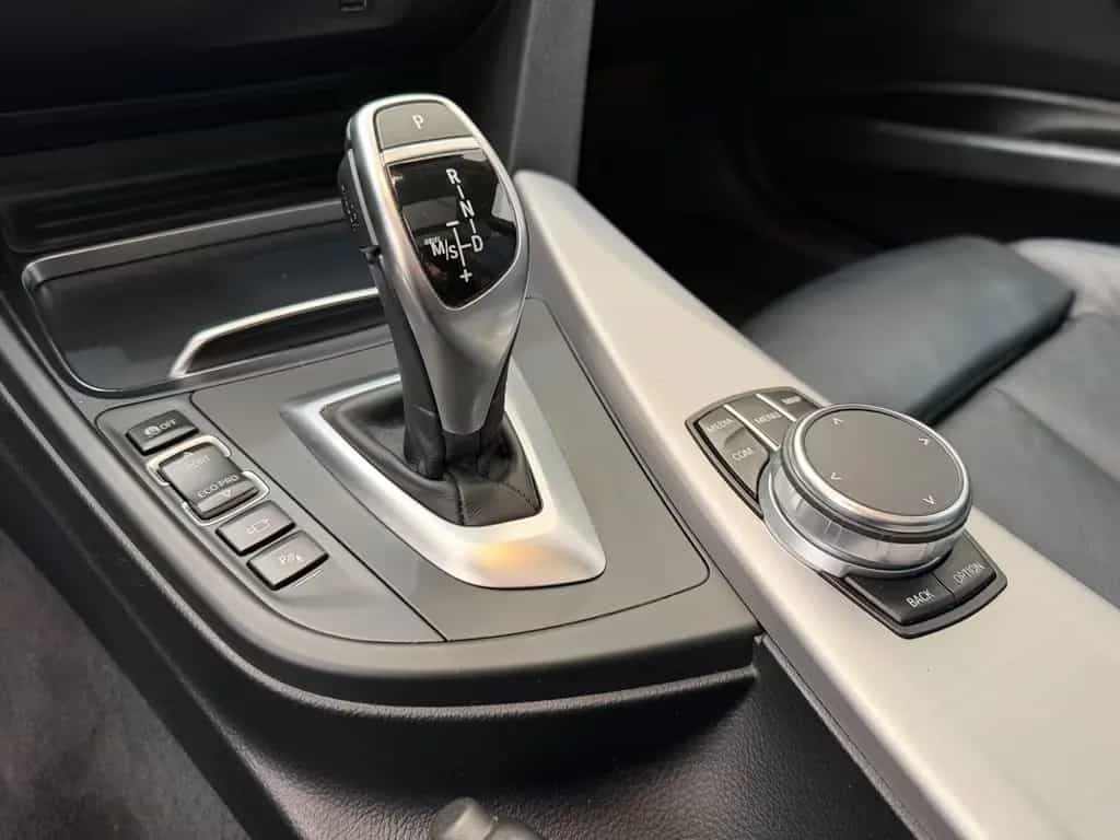 BMW 320 i xDrive M Sport*VOLL*Pano*AHK*ACC*H&K*1.Hand 11/2018-photo-12