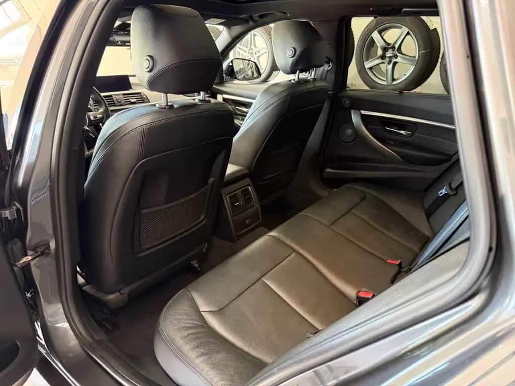 BMW 320 i xDrive M Sport*VOLL*Pano*AHK*ACC*H&K*1.Hand 11/2018-photo-25