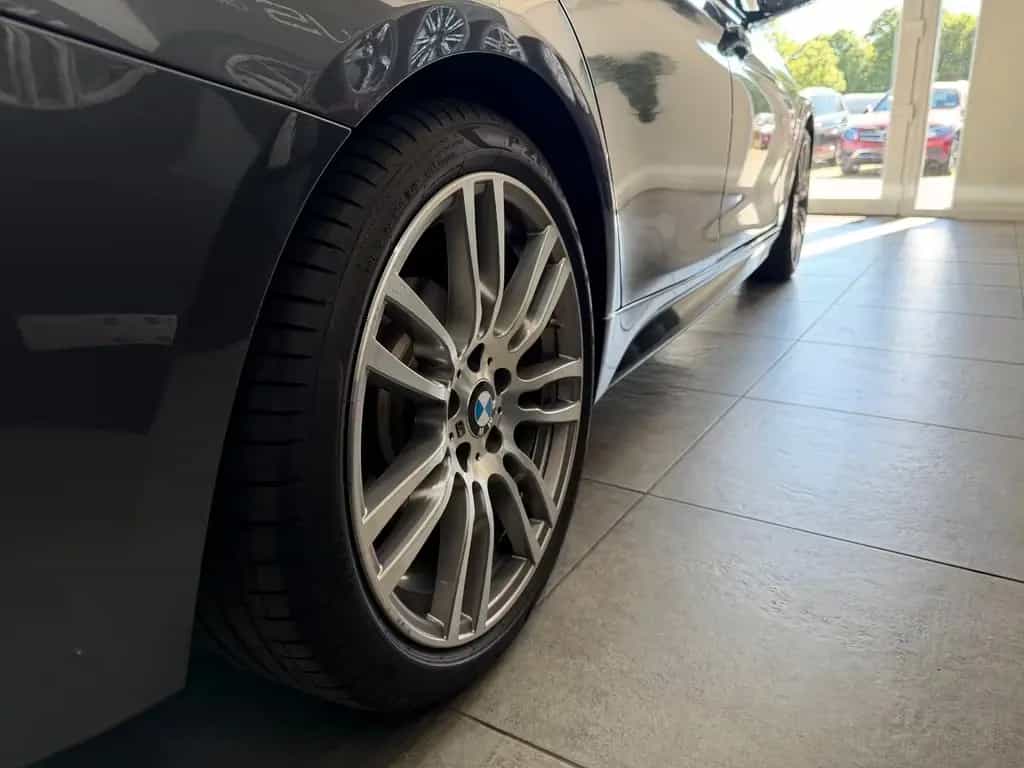 BMW 320 i xDrive M Sport*VOLL*Pano*AHK*ACC*H&K*1.Hand 11/2018-photo-27