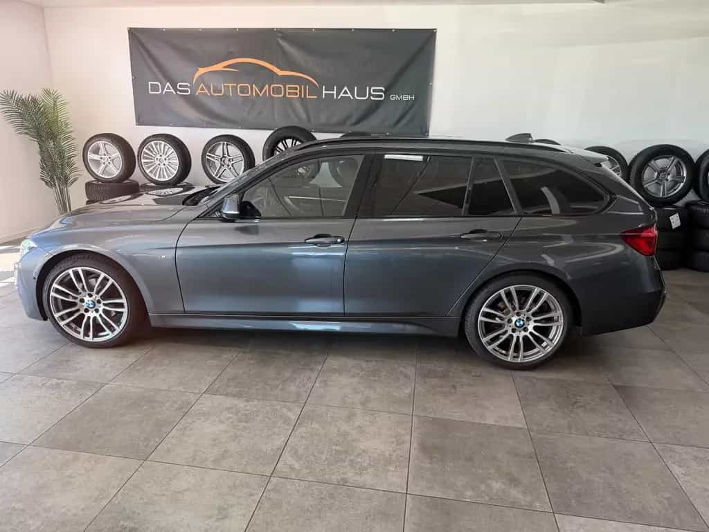 BMW 320 i xDrive M Sport*VOLL*Pano*AHK*ACC*H&K*1.Hand 11/2018-photo-9
