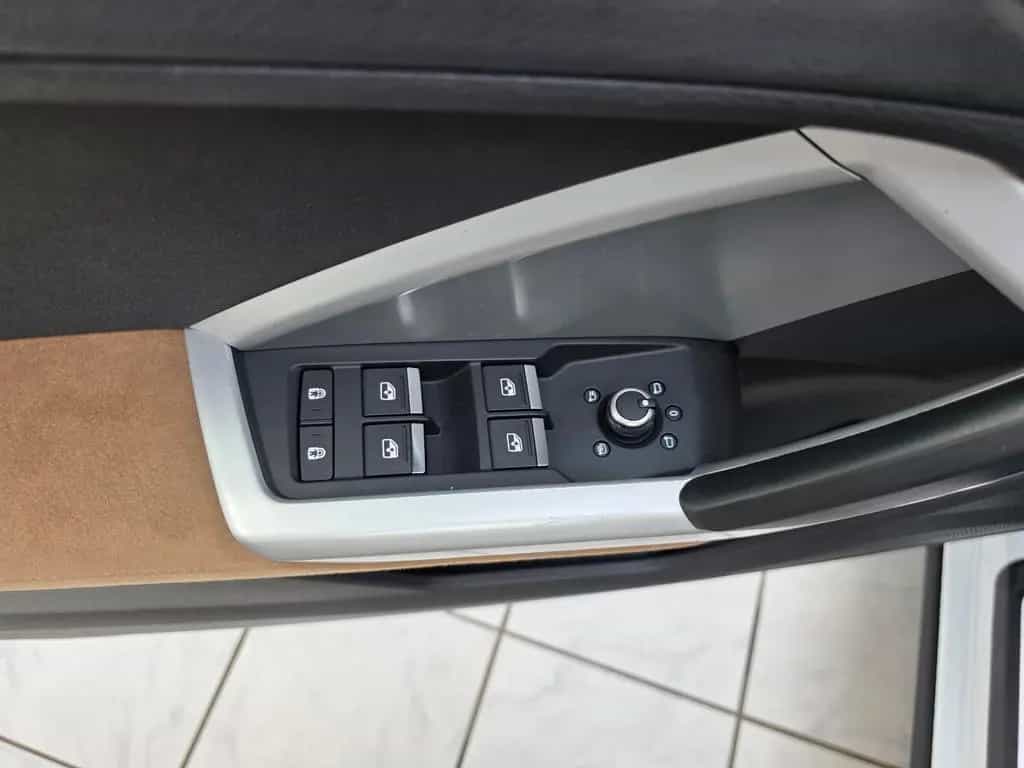 Audi Q3 Sportback 40 TFSI quattro S Line Ambiente 08/2021-photo-12