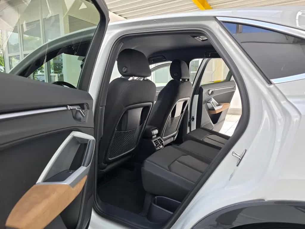 Audi Q3 Sportback 40 TFSI quattro S Line Ambiente 08/2021-photo-13