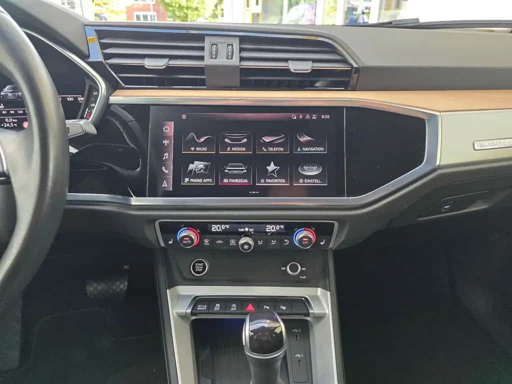 Audi Q3 Sportback 40 TFSI quattro S Line Ambiente 08/2021-photo-25