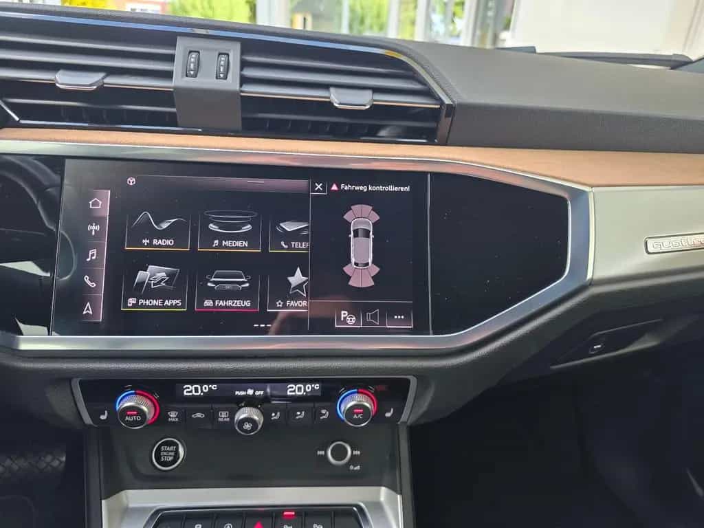 Audi Q3 Sportback 40 TFSI quattro S Line Ambiente 08/2021-photo-39