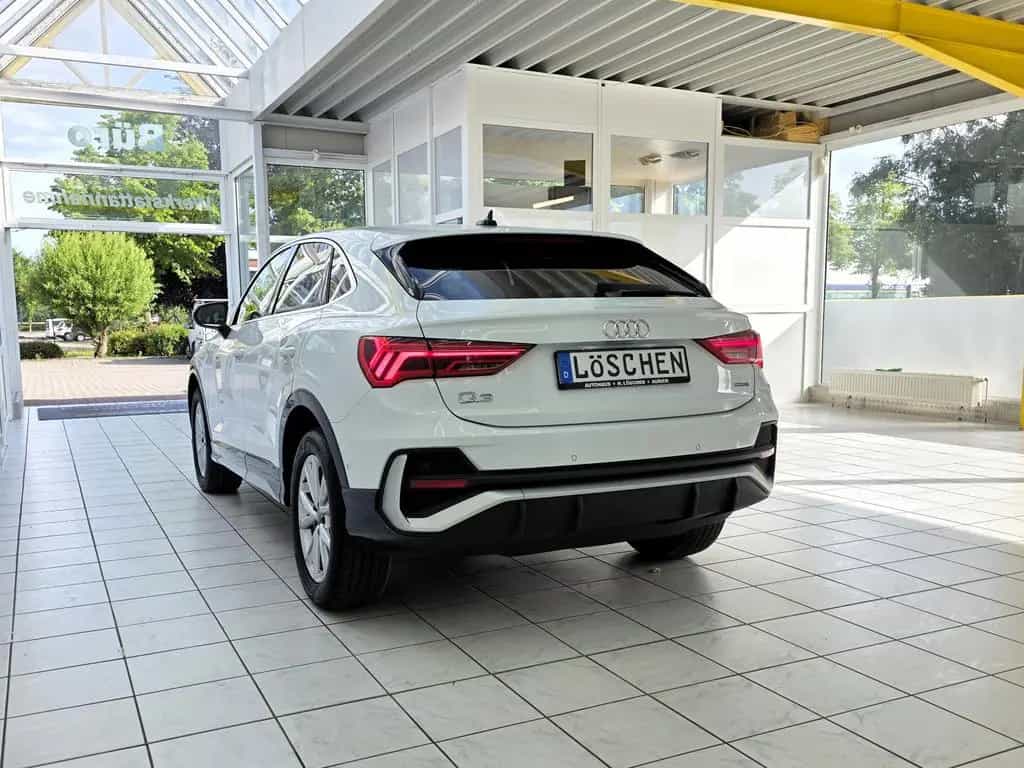 Audi Q3 Sportback 40 TFSI quattro S Line Ambiente 08/2021-photo-9