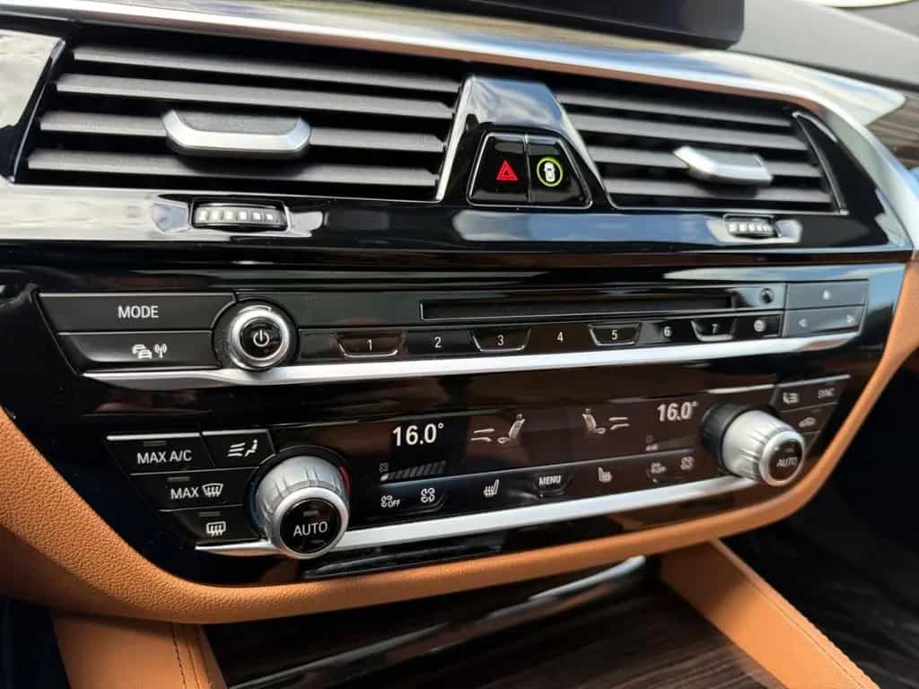 BMW 540 i xDr Touring M Sport *HUD*Pano*Leder*HiFi*C 12/2018-photo-30