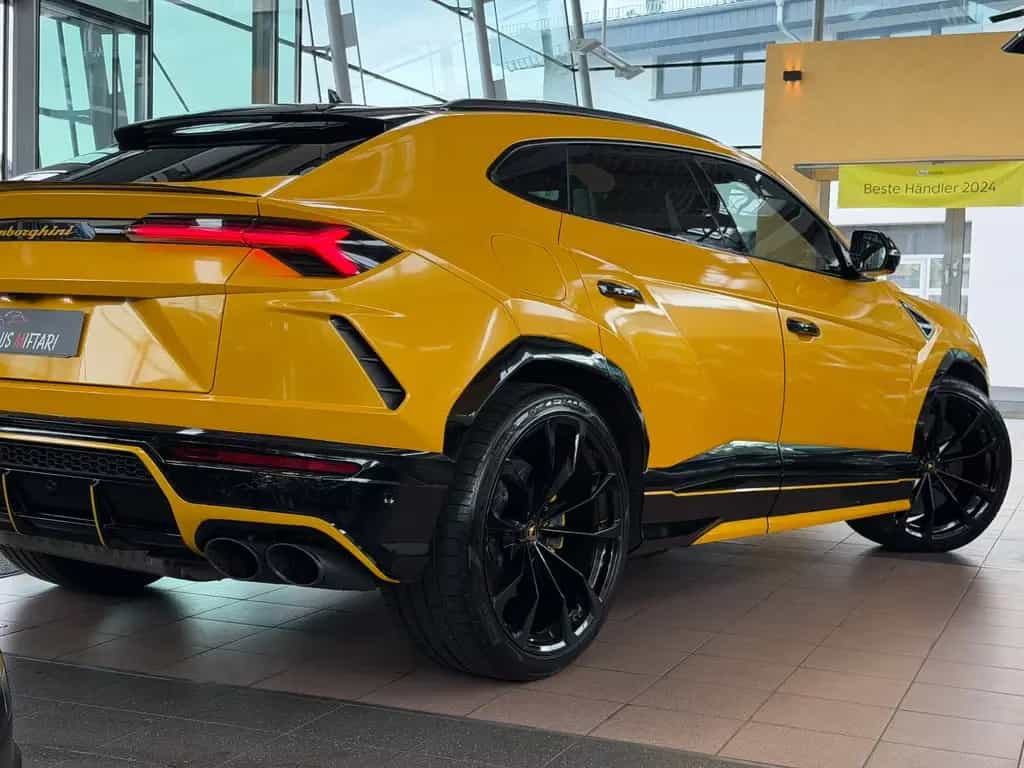 Lamborghini Urus Carbon Q-Citura Pano B&O HUD Ambiente 23" 07/2022-photo-11