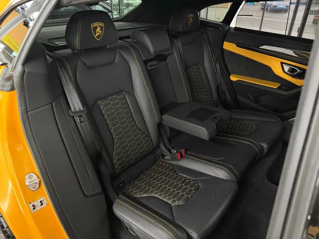Lamborghini Urus Carbon Q-Citura Pano B&O HUD Ambiente 23" 07/2022-photo-28