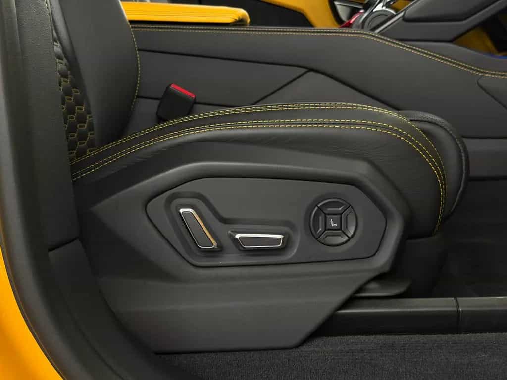 Lamborghini Urus Carbon Q-Citura Pano B&O HUD Ambiente 23" 07/2022-photo-33