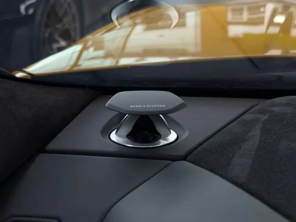 Lamborghini Urus Carbon Q-Citura Pano B&O HUD Ambiente 23" 07/2022-photo-39
