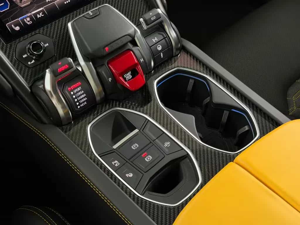 Lamborghini Urus Carbon Q-Citura Pano B&O HUD Ambiente 23" 07/2022-photo-42