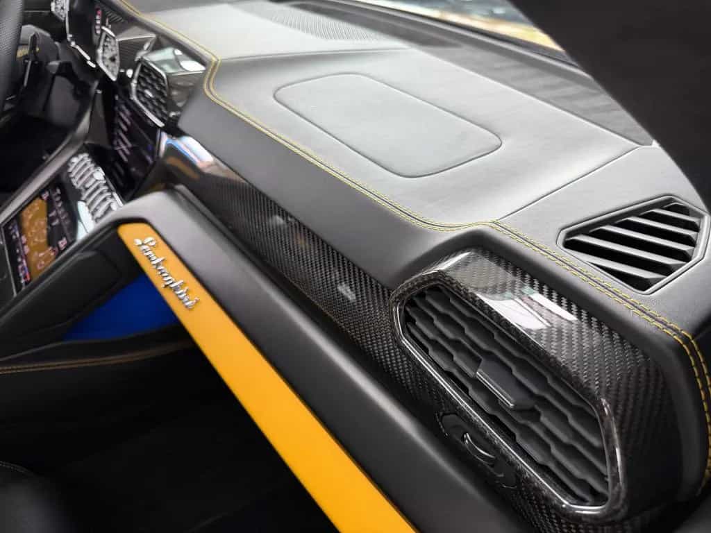 Lamborghini Urus Carbon Q-Citura Pano B&O HUD Ambiente 23" 07/2022-photo-45
