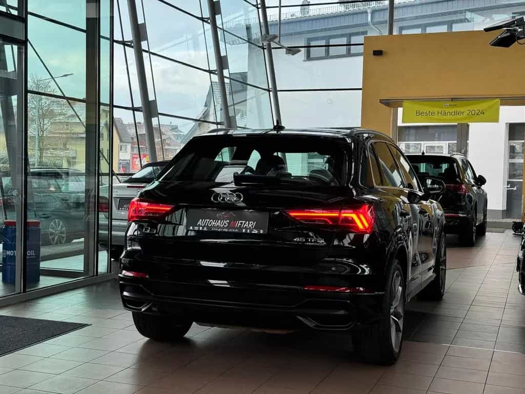 Audi Q3 45 TFSI quattro S line Virtual 19" LED Navi 04/2019-photo-3