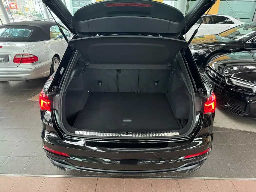 Audi Q3 45 TFSI quattro S line Virtual 19" LED Navi 04/2019-photo-8