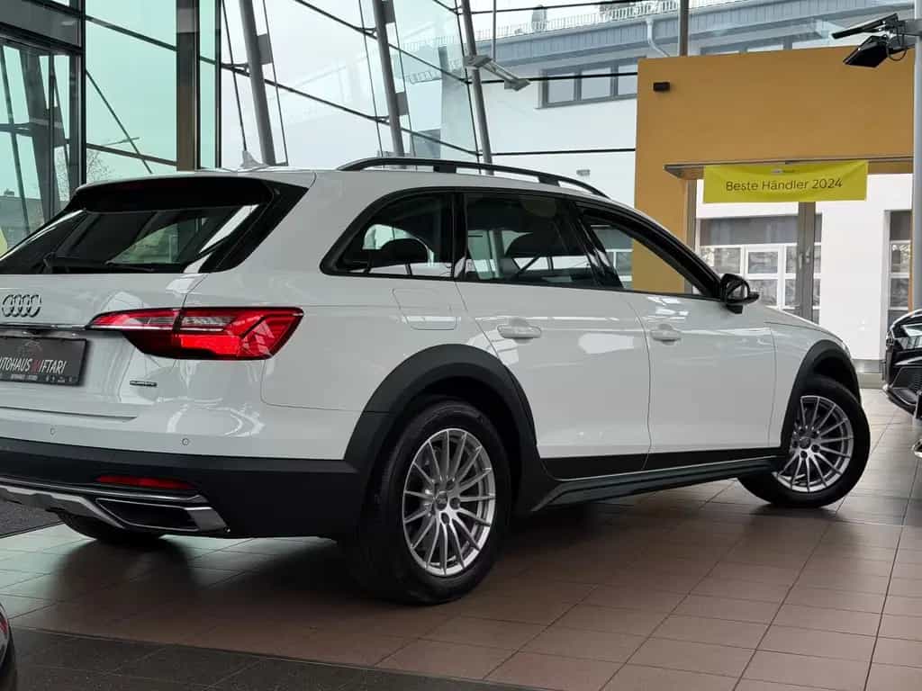Audi A4 Allroad 45 TFSI quattro Kamera ACC MMI Plus17 07/2020-photo-11