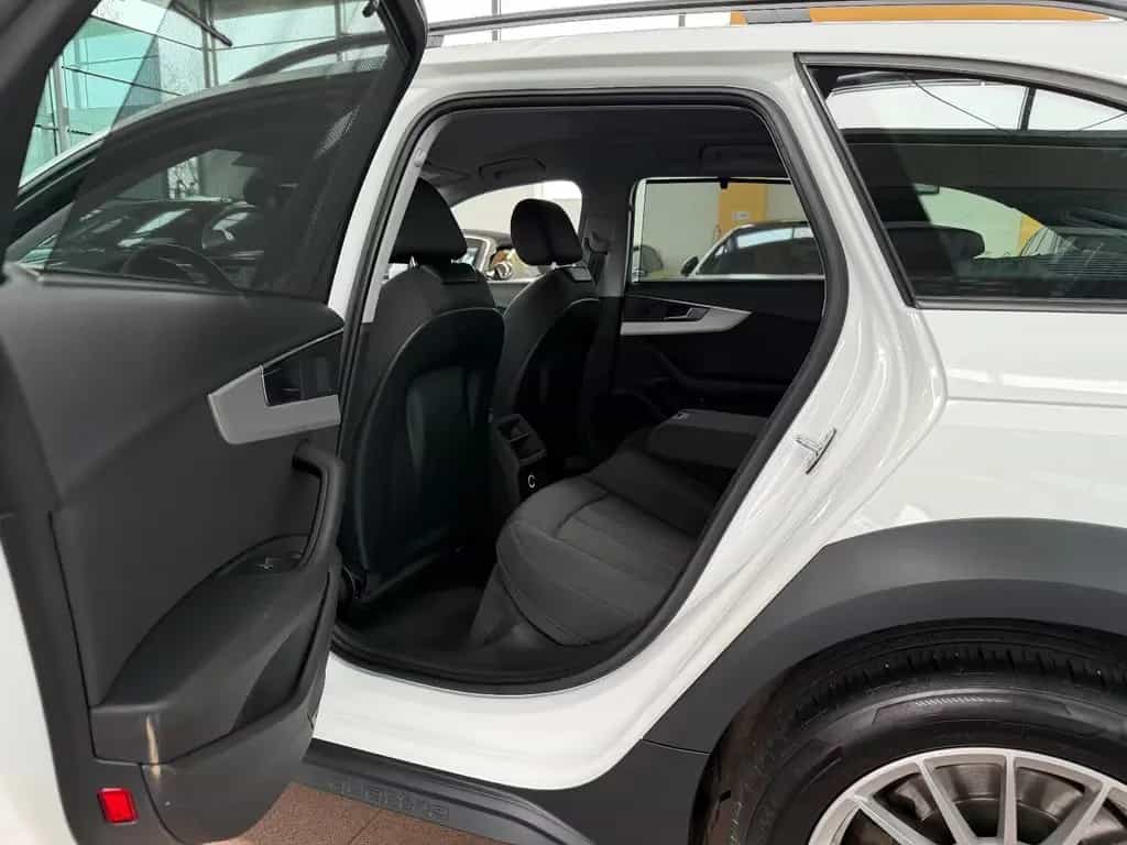 Audi A4 Allroad 45 TFSI quattro Kamera ACC MMI Plus17 07/2020-photo-26