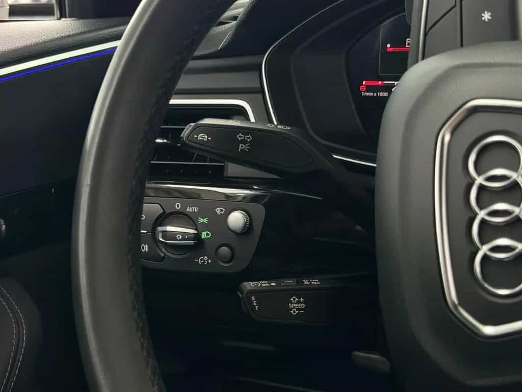Audi A4 40 TDI advanced HUD Keyless Kamera Virtual 18 01/2023-photo-48