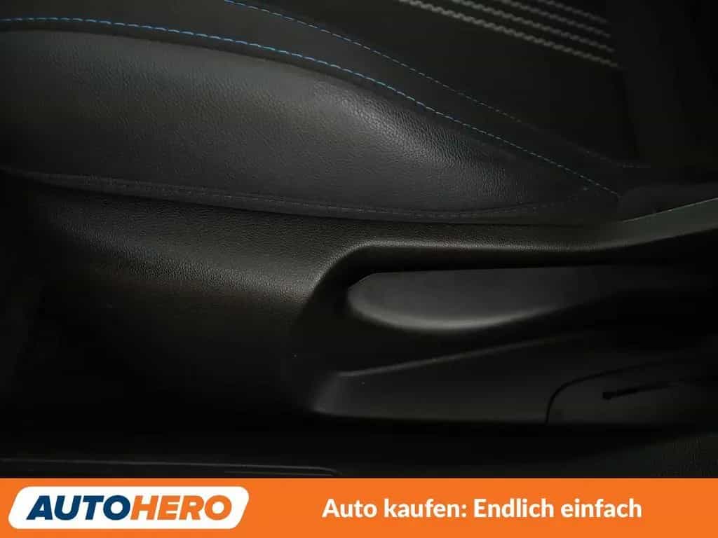 Renault Megane 1.3 TCe GT-Line *NAVI*LED*TEMPO*PDC*SHZ* 11/2019-photo-24