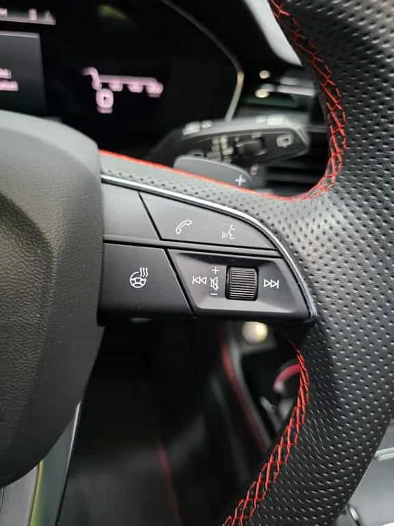 Audi A4 Avant 40 TDI 4x S LINE, PANO, ACC, LED, 360° 03/2023-photo-22