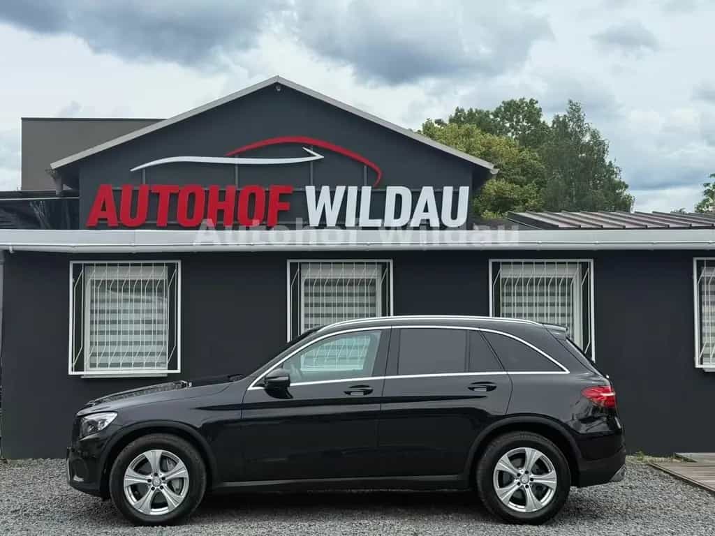 Mercedes-Benz GLC 220 GLC GLC 220 d 4Matic*Panorama* 11/2016-photo-4