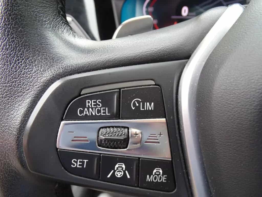 BMW 320 d Sport Line - 360°CAM, HeadUp, LenkHeiz.,H&K 04/2019-photo-19