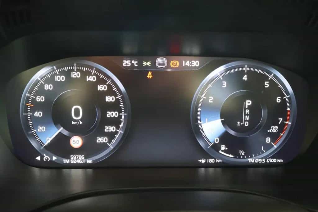 Volvo XC60 Momentum LED 360 Kamera CarPlay 12/2018-photo-15