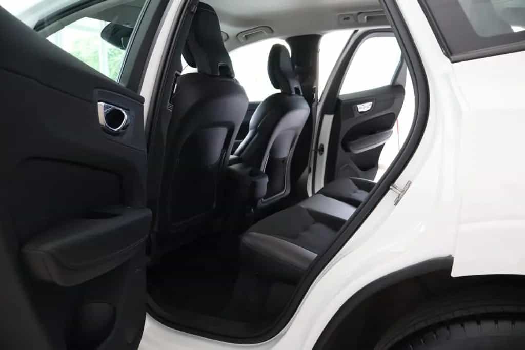 Volvo XC60 Momentum LED 360 Kamera CarPlay 12/2018-photo-22