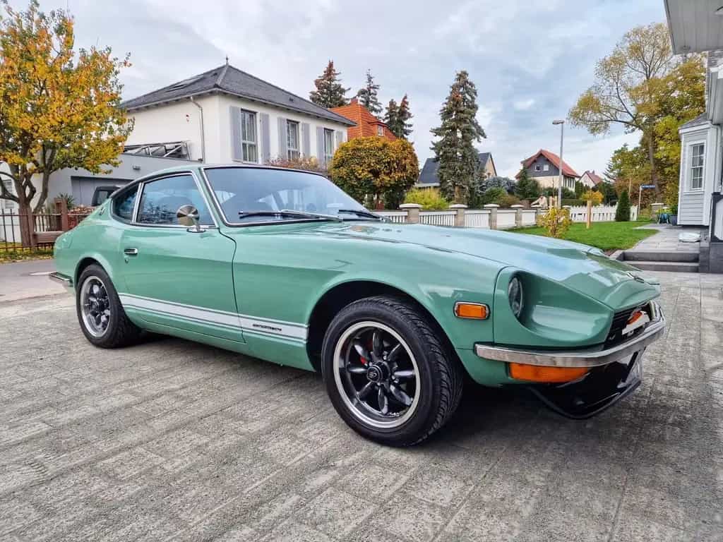 Datsun 240Z S30 Baujahr 1972 Vollrestauriert 06/1972-photo-6