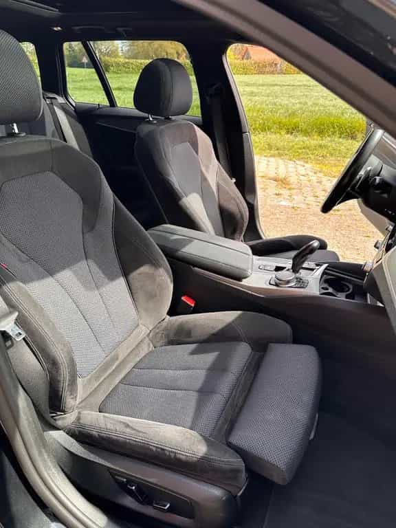 BMW 530 d Touring*M-Paket*ACC*HUD*Panorama*AktivL*AHK 08/2017-photo-11