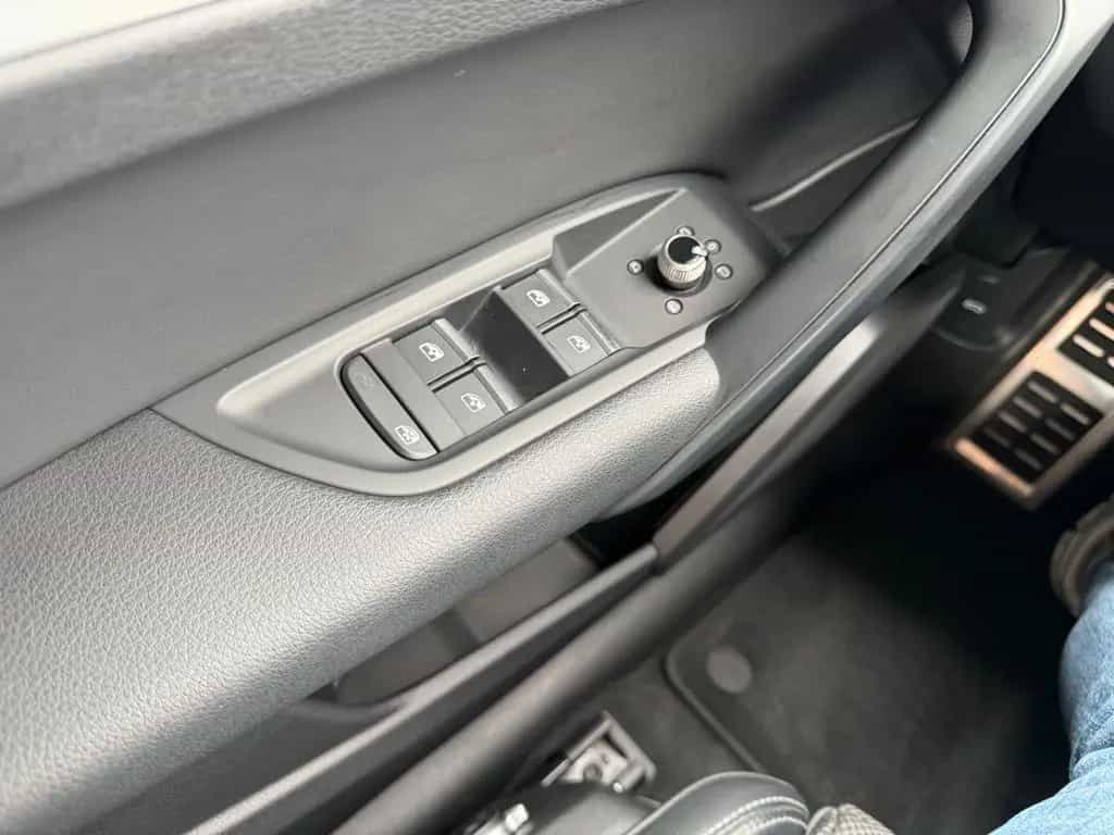 Audi Q5 40 TDI S Line 4M ACC AHK STHZ Massage Sitze 06/2019-photo-41