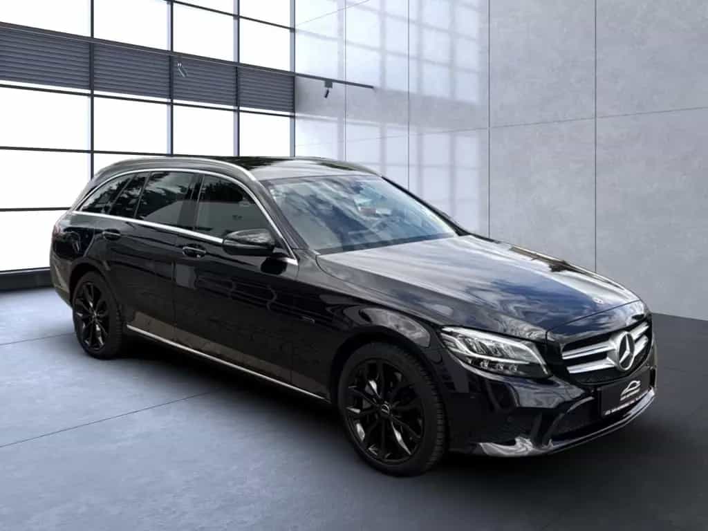 Mercedes-Benz C 300 de T Avantgarde BURMESTER+LED+NAVI+AHK 08/2020-photo-2