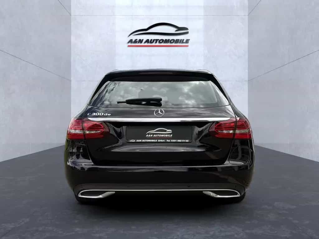 Mercedes-Benz C 300 de T Avantgarde BURMESTER+LED+NAVI+AHK 08/2020-photo-4