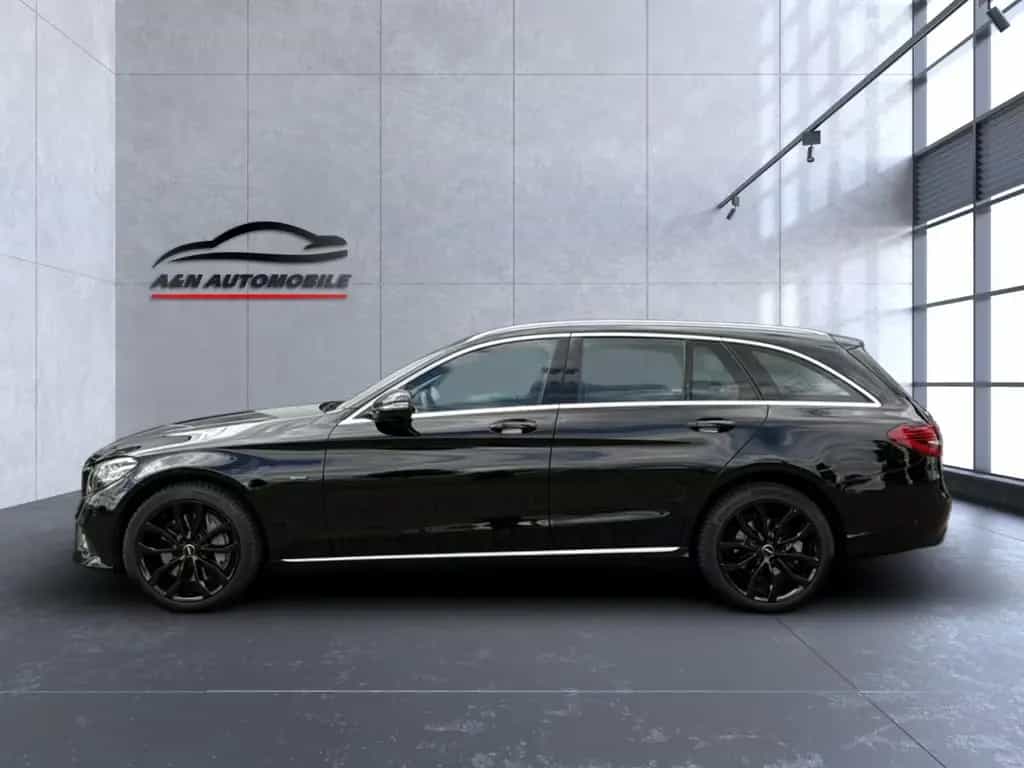Mercedes-Benz C 300 de T Avantgarde BURMESTER+LED+NAVI+AHK 08/2020-photo-6