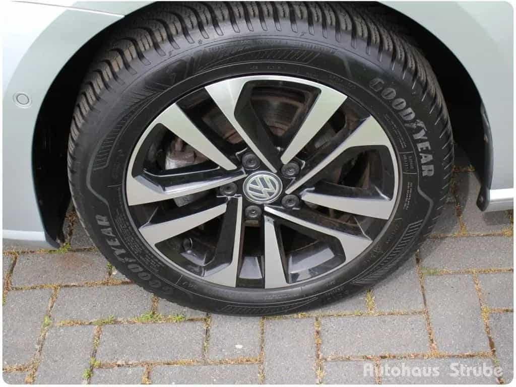 Volkswagen Golf VII IQ.DRIVE 1.0 TSI STANDH. APP CONNECT 06/2019-photo-12
